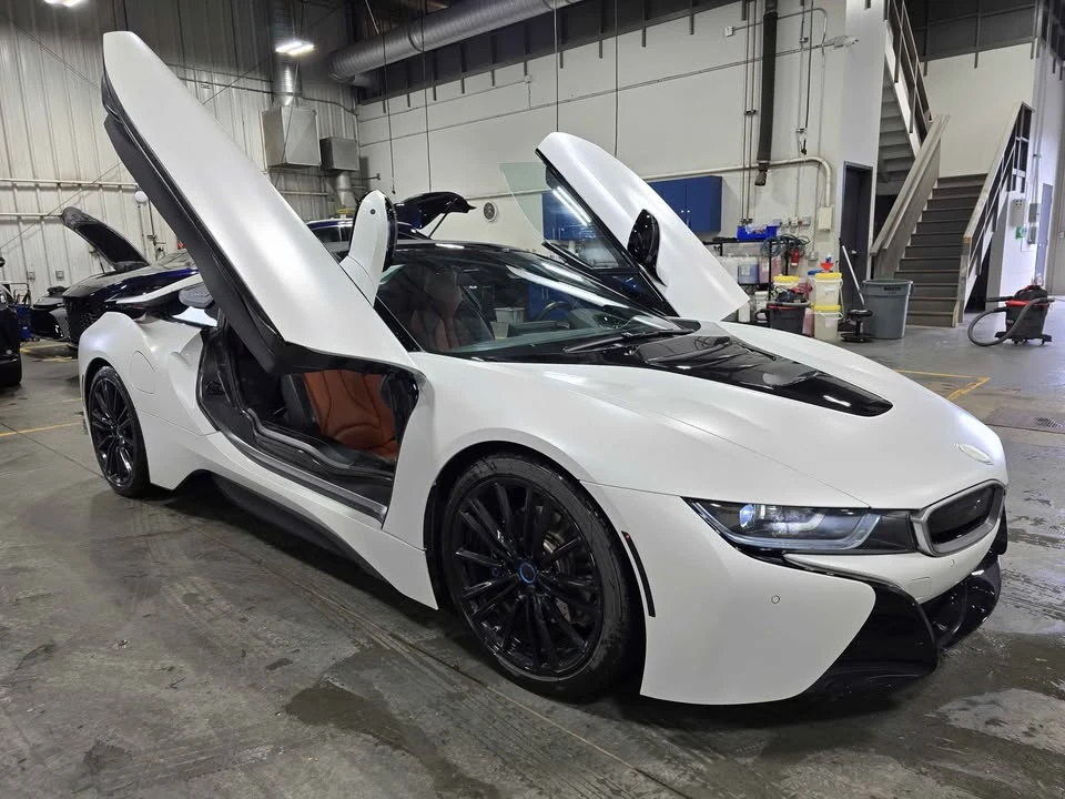 2019 BMW i8 - Image 8 of 20