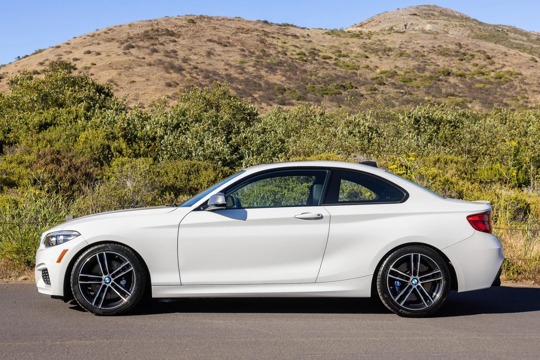 2019 BMW F22/F23 M235i & M240i - Image 8 of 31
