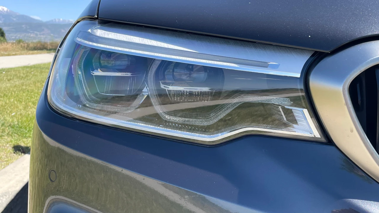 2019 BMW G30 M550i & M550d Sedan - Image 25 of 31