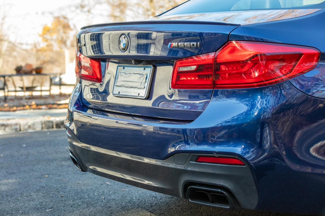 2019 BMW G30 M550i & M550d Sedan - Image 27 of 31