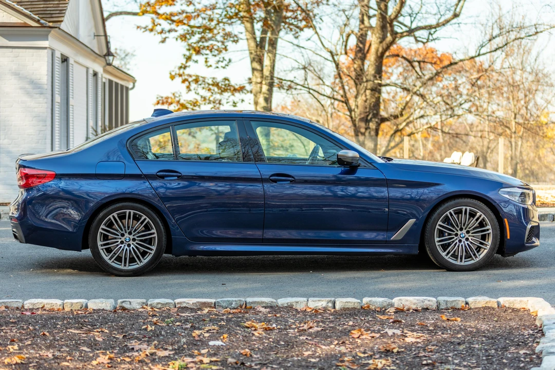 2019 BMW G30 M550i & M550d Sedan - Image 10 of 31