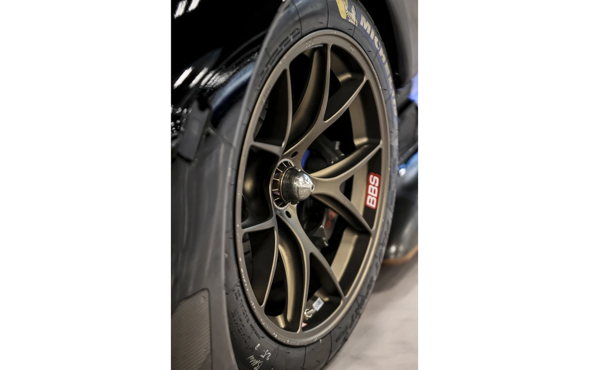 2019 BMW M8 GTE - Image 8 of 16