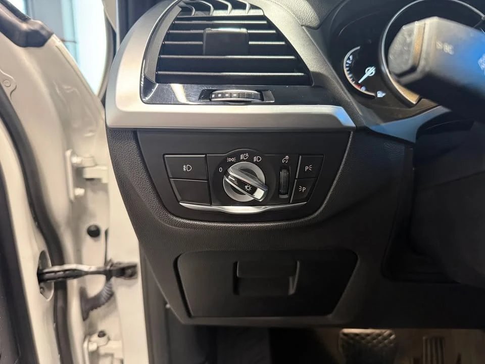 2019 BMW G01 X3 - Image 14 of 20