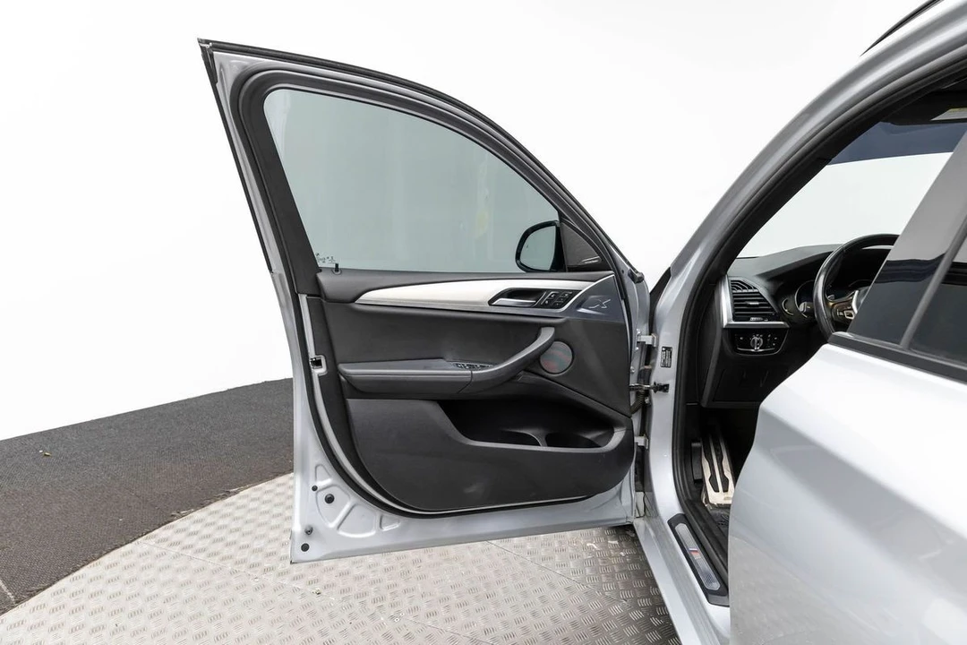 2019 BMW G01 X3 - Image 10 of 21