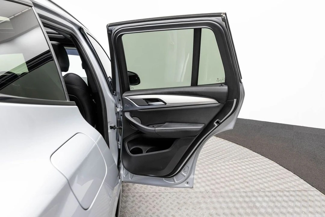 2019 BMW G01 X3 - Image 13 of 21