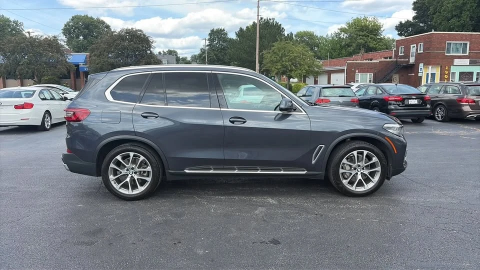 2019 BMW G05 X5 - Image 2 of 18