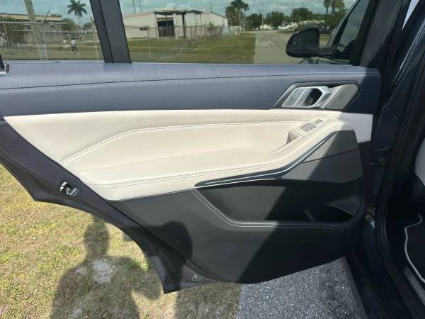 2019 BMW G07 X7 - Image 8 of 17