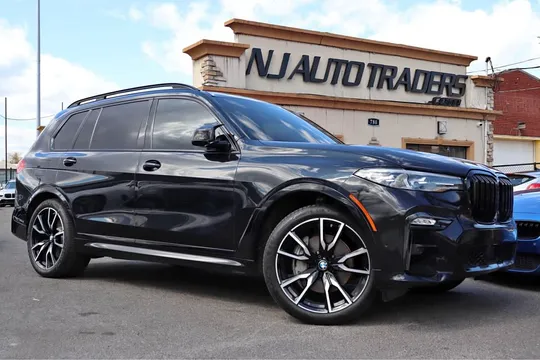 2019 BMW X7 M50i Sport Utility 4D