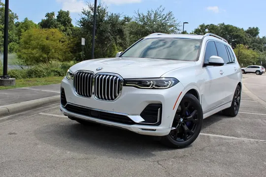 2019 BMW X7 M Trim