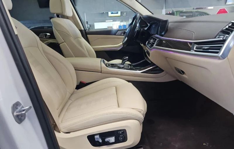 2019 BMW G07 X7 - Image 8 of 9