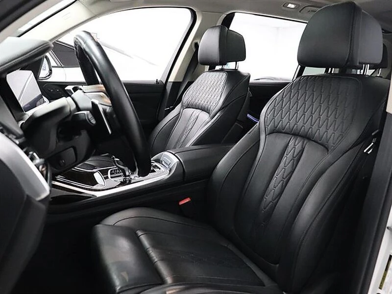 2019 BMW G07 X7 - Image 10 of 20
