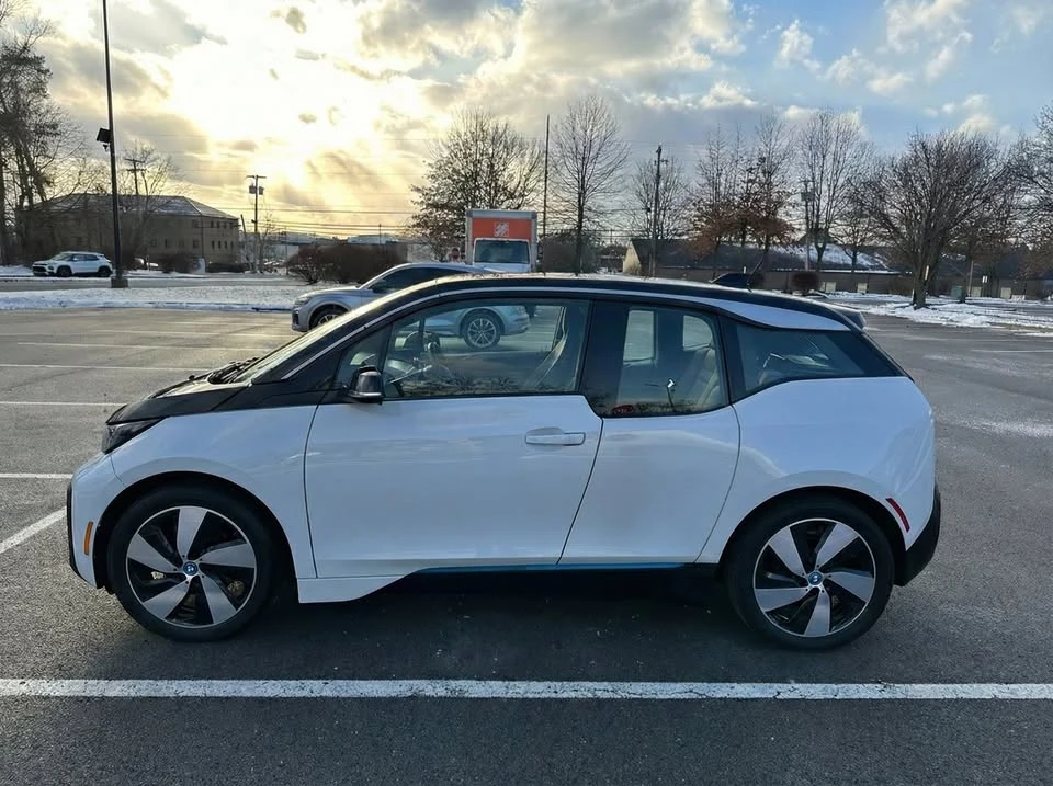 2019 BMW i3 - Image 3 of 19