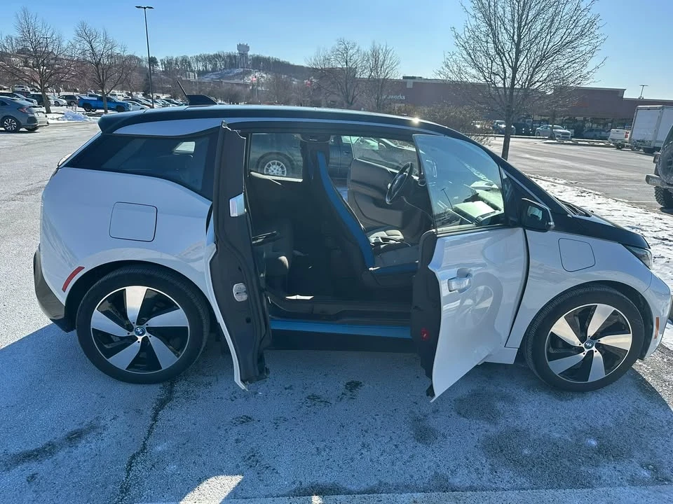 2019 BMW i3 - Image 5 of 19