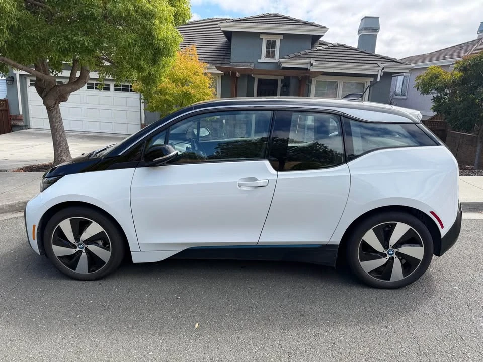2019 BMW i3 - Image 2 of 8