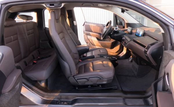 2019 BMW i3 - Image 15 of 21