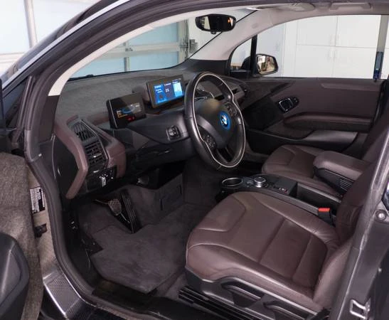 2019 BMW i3 - Image 12 of 21
