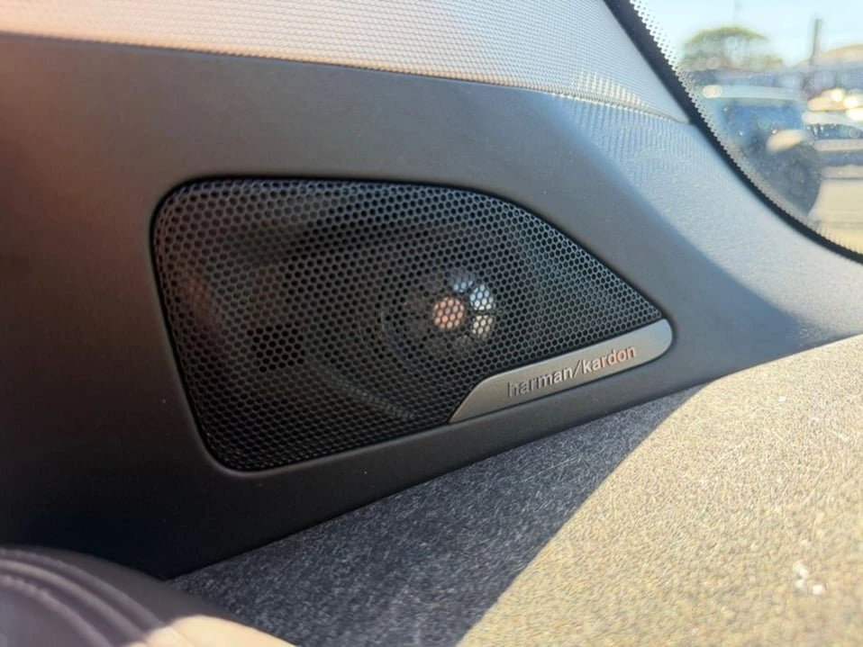2019 BMW i3 - Image 9 of 20