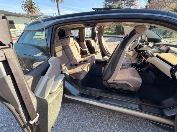 2019 BMW i3 - Image 9 of 16