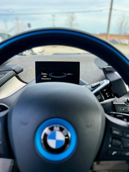 2019 BMW i3 - Image 8 of 15