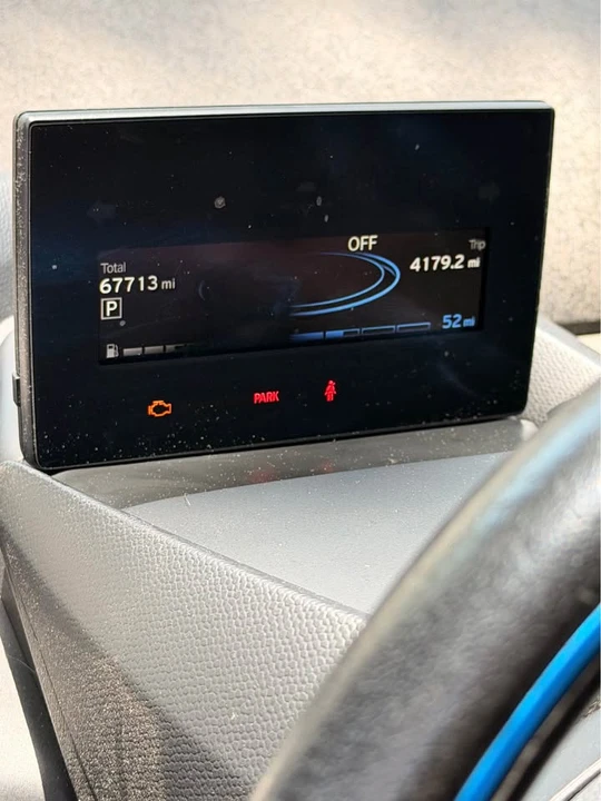 2019 BMW i3 - Image 11 of 20