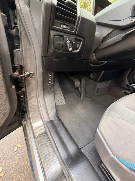 2019 BMW i3 - Image 13 of 20