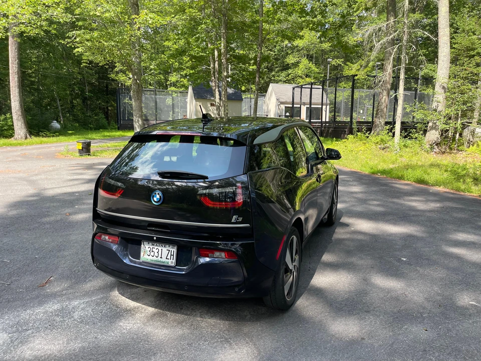 2019 BMW i3 - Image 12 of 31