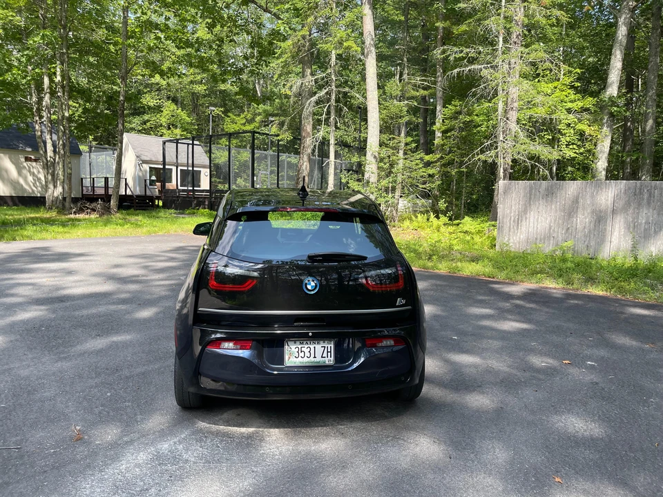 2019 BMW i3 - Image 11 of 31