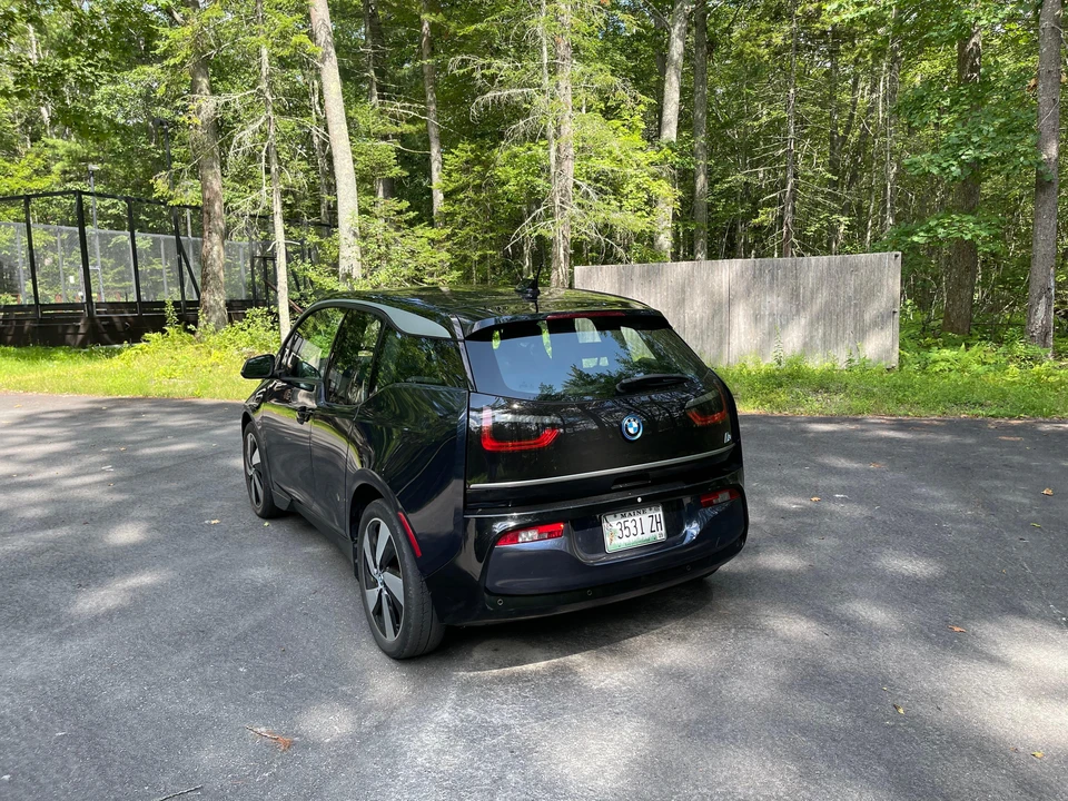 2019 BMW i3 - Image 10 of 31