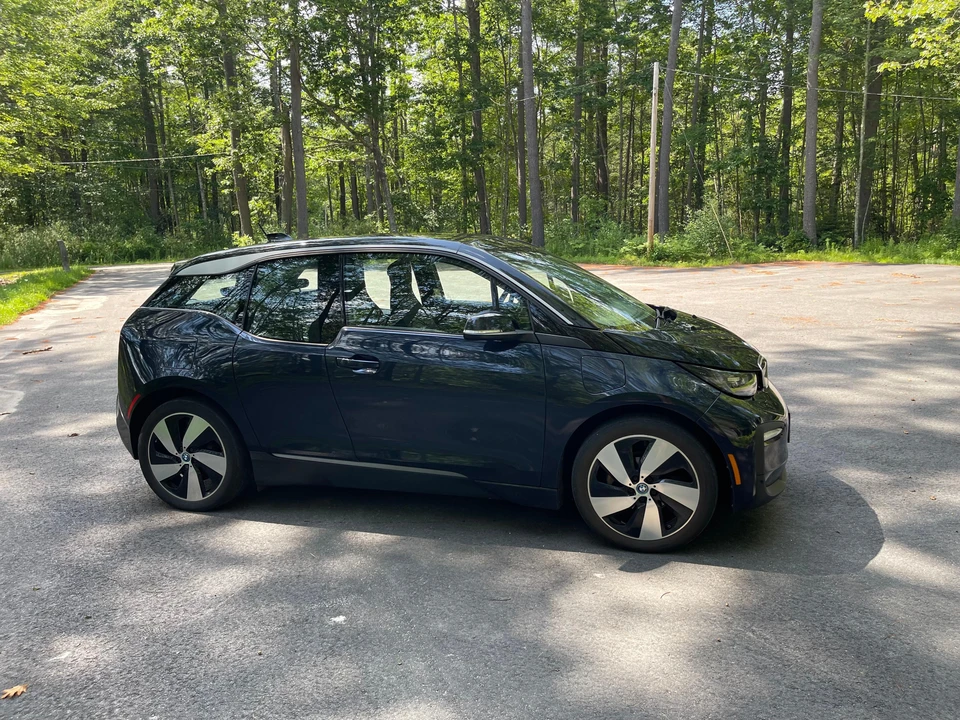 2019 BMW i3 - Image 16 of 31
