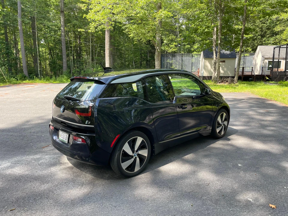 2019 BMW i3 - Image 13 of 31