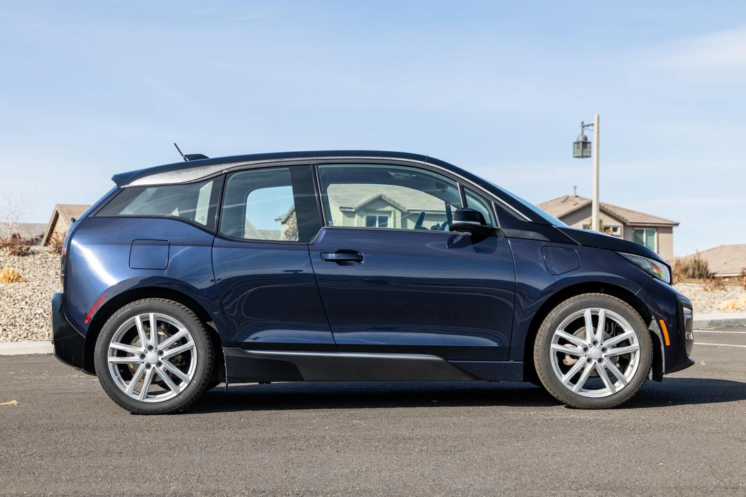 2019 BMW i3 - Image 9 of 31