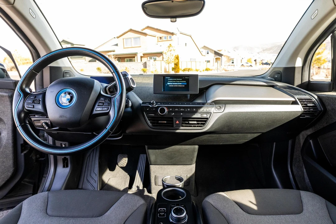 2019 BMW i3 - Image 30 of 31