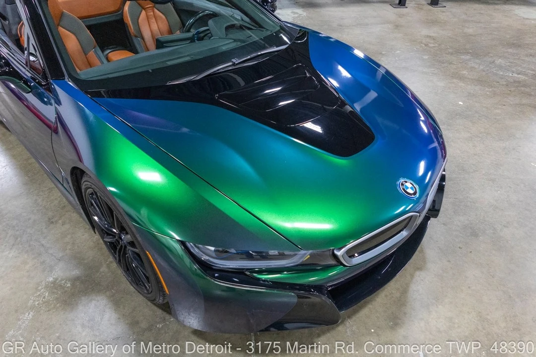 2019 BMW i8 - Image 14 of 31