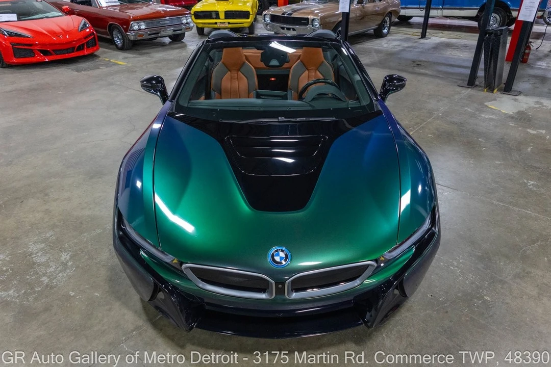 2019 BMW i8 - Image 12 of 31