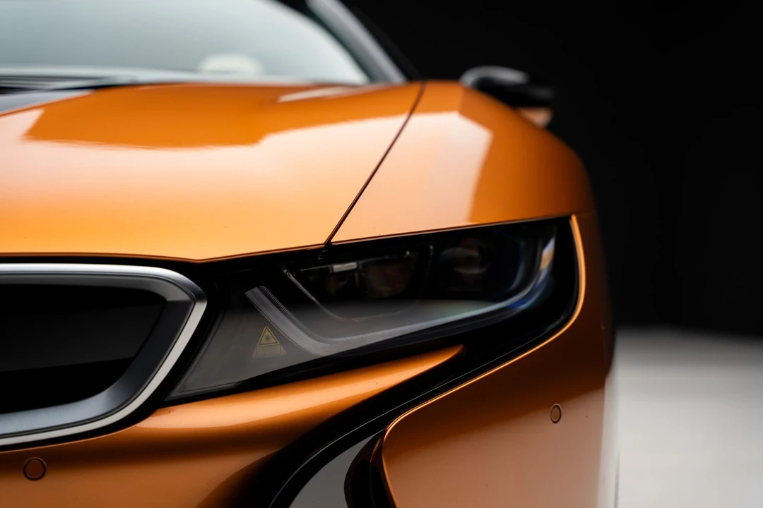 2019 BMW i8 - Image 12 of 31