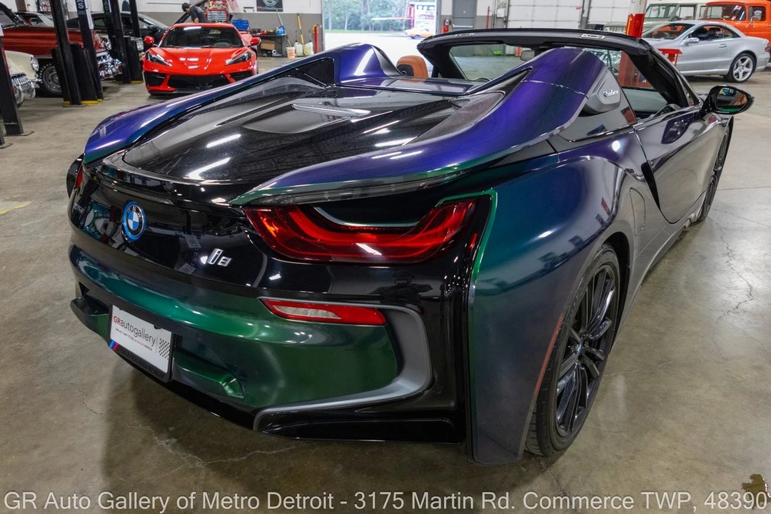 2019 BMW i8 - Image 16 of 31