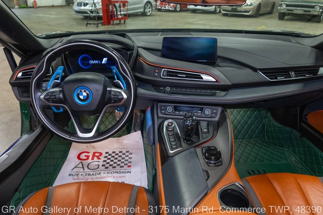 2019 BMW i8 - Image 17 of 31