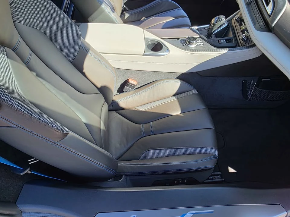 2019 BMW i8 - Image 11 of 14
