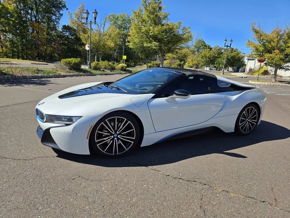 2019 BMW i8 - Image 6 of 14