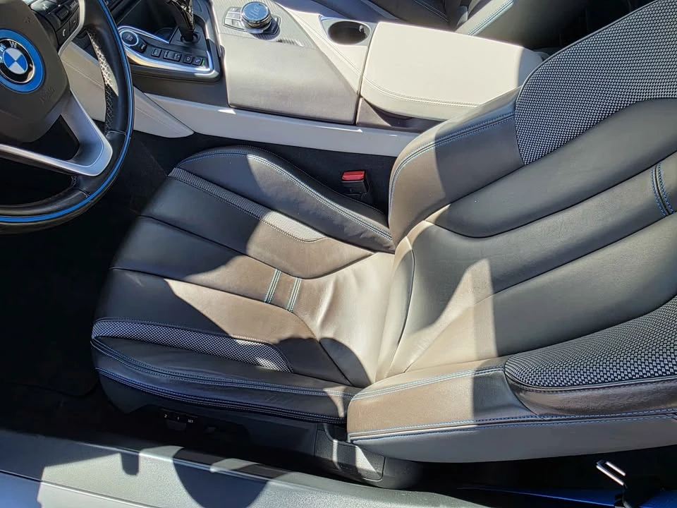 2019 BMW i8 - Image 10 of 14