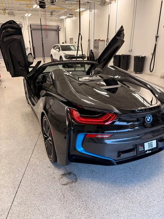 2019 BMW i8 - Image 3 of 9