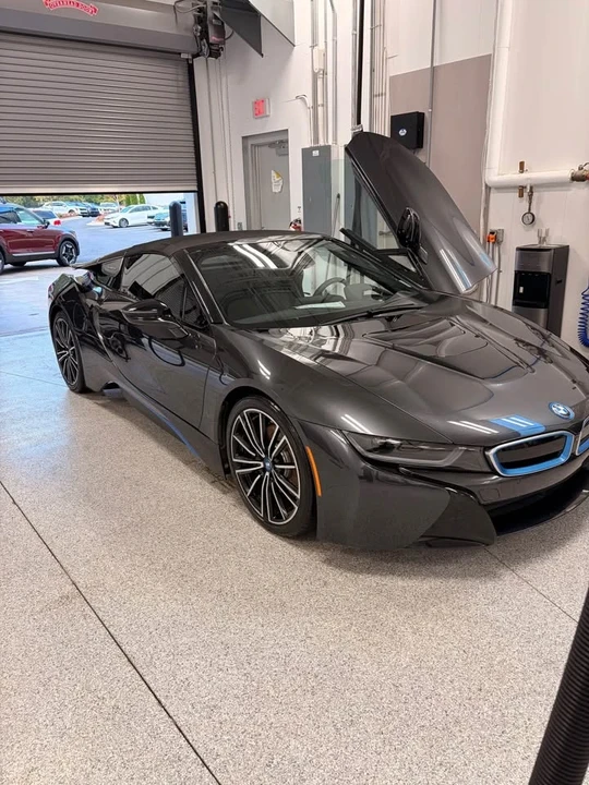2019 BMW i8 - Image 2 of 9
