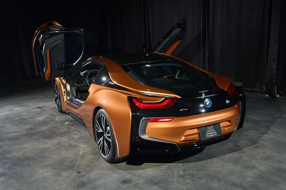 2019 BMW i8 - Image 7 of 17