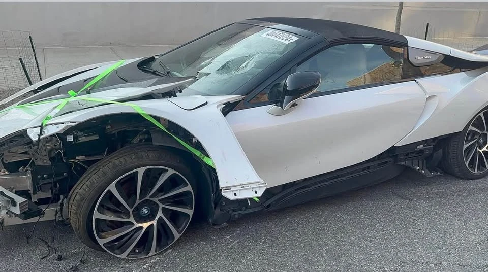 2019 BMW i8 - Image 9 of 12