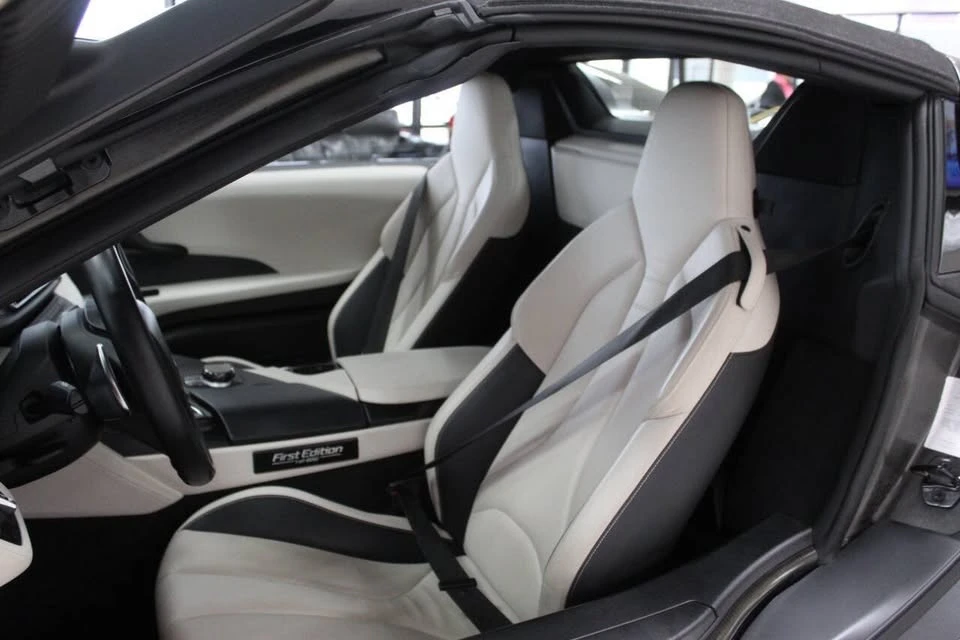 2019 BMW i8 - Image 10 of 20