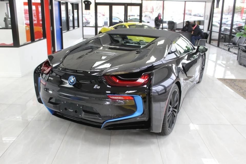 2019 BMW i8 - Image 7 of 20
