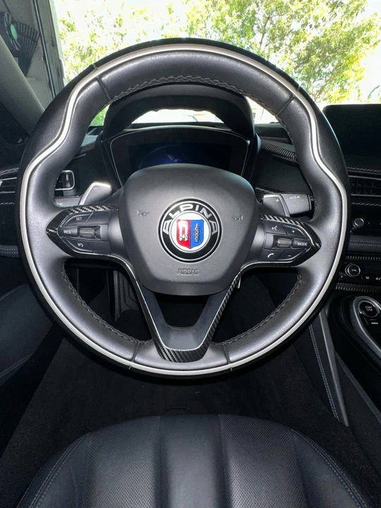 2019 BMW i8 - Image 26 of 31