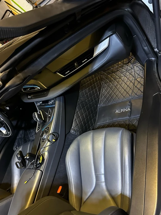 2019 BMW i8 - Image 29 of 31