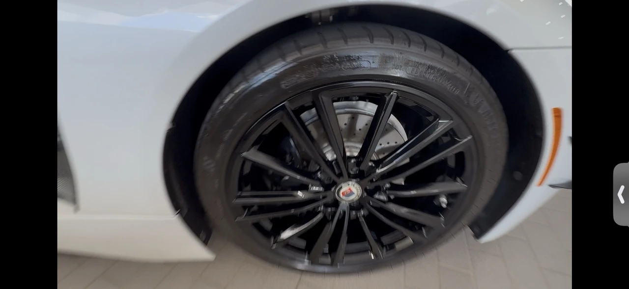 2019 BMW i8 - Image 10 of 31