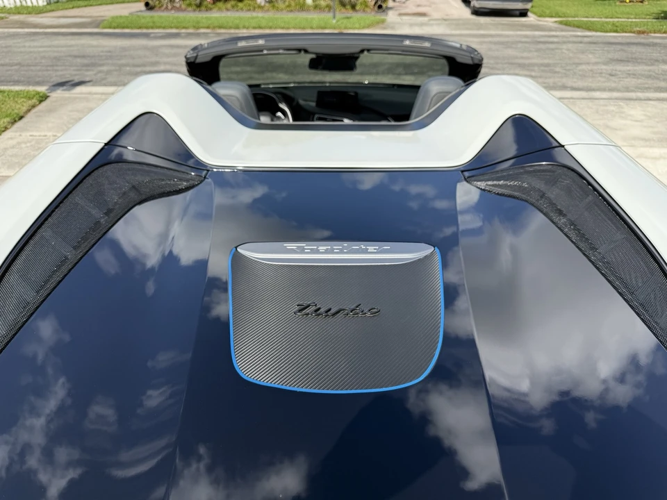 2019 BMW i8 - Image 15 of 31